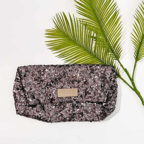 Victoria's Secret silver clutch sequin bag purse Evening Make Up Fold 10" wide - Picture 9 of 10